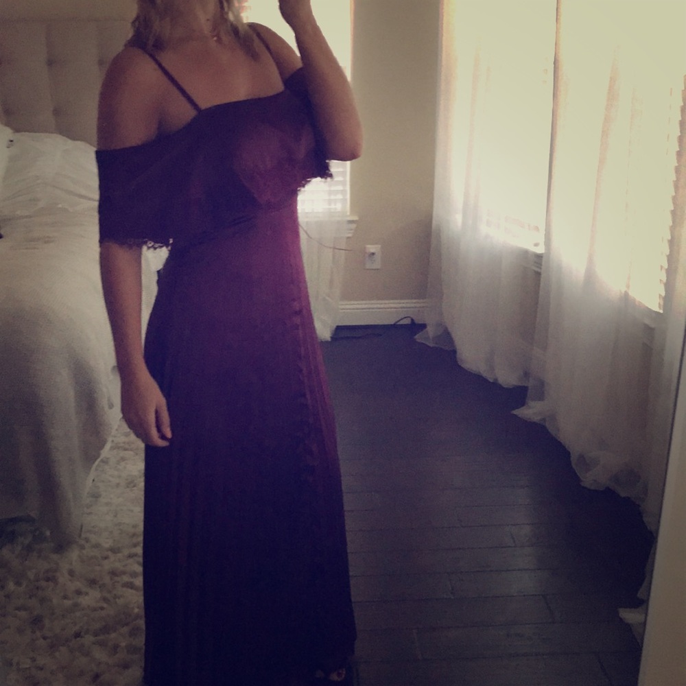 Gorgeous special occasion dress with ruffles!